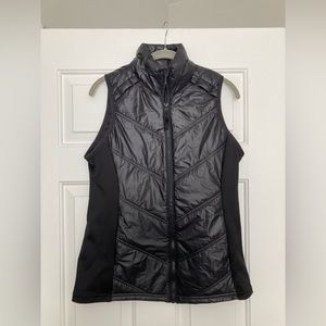 Black Avia sleeveless full zip puffer vest (M: 8-10)